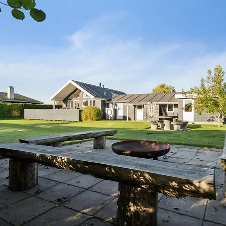 Tajo - 200m From The Sea By Interhome Feriehus Børkop