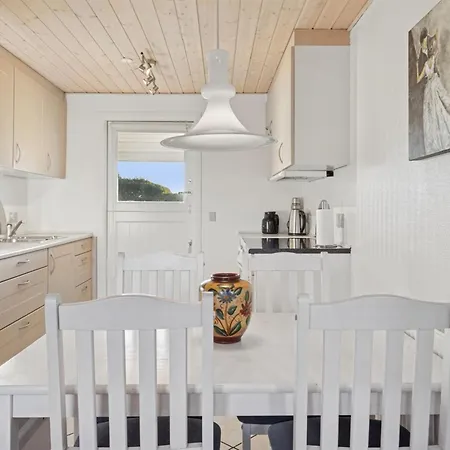 Tajo - 200m From The Sea By Interhome Дом отдыха