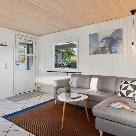 Tajo - 200m From The Sea By Interhome Дом отдыха