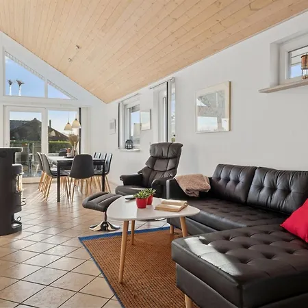 Tajo - 200m From The Sea By Interhome *